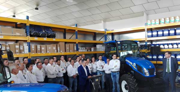Pedro Azpeitia, concesionario de New Holland en toda La Rioja, inaugura instalaciones en Logroño